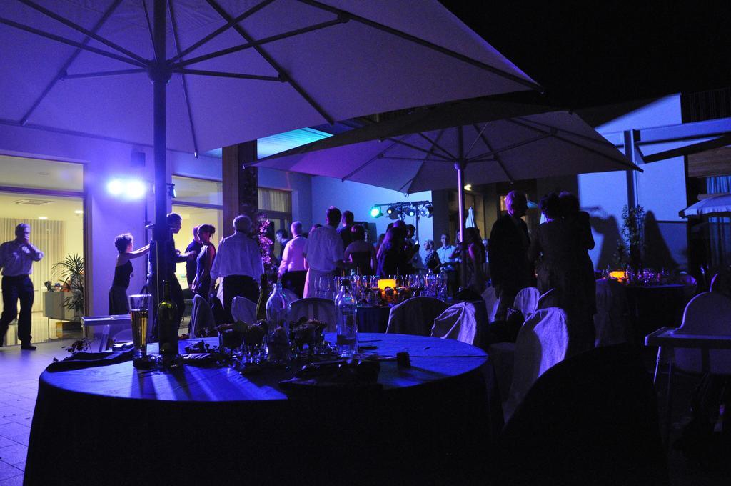 Tullio Hotel กราเวโดนา ภายนอก รูปภาพ